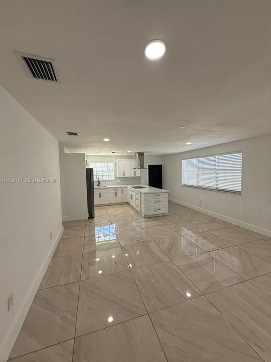 For Sale: $495,000 (3 beds, 2 baths, 1120 Square Feet)