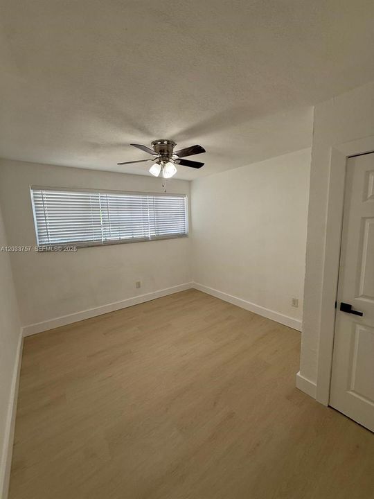 For Sale: $495,000 (3 beds, 2 baths, 1120 Square Feet)