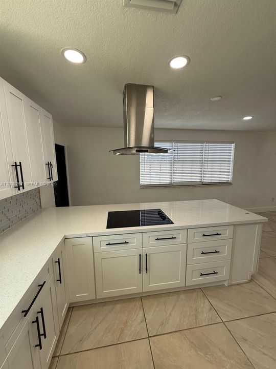 For Sale: $495,000 (3 beds, 2 baths, 1120 Square Feet)