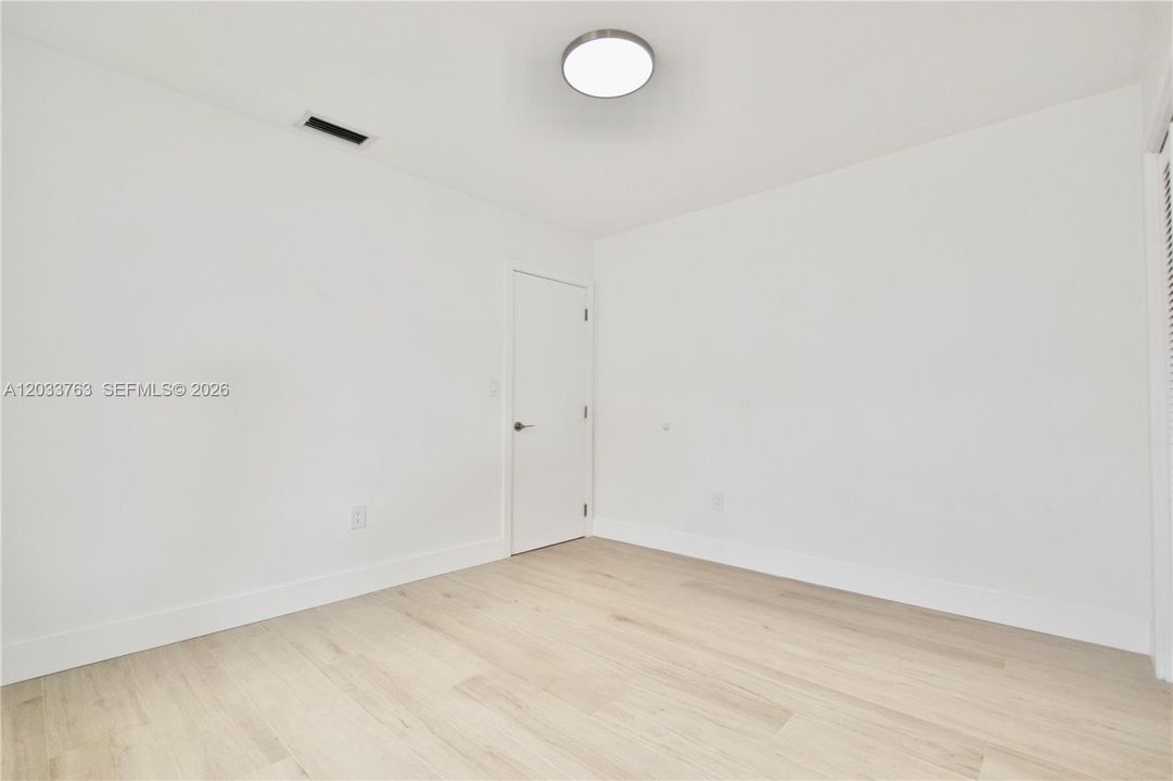 En Renta: $2,800 (2 camas, 1 baños, 2304 Pies cuadrados)