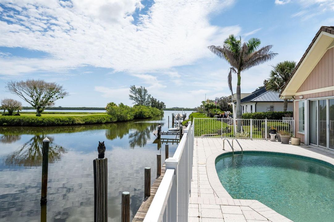 38-web-or-mls-3500 Marsh Lane-38