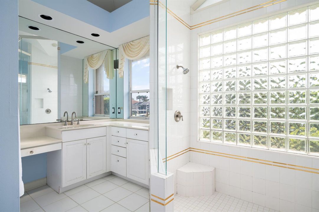 30-web-or-mls-3500 Marsh Lane-30