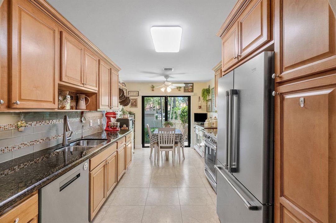 013-19919DeanDrive-BocaRaton-FL-33434-SM