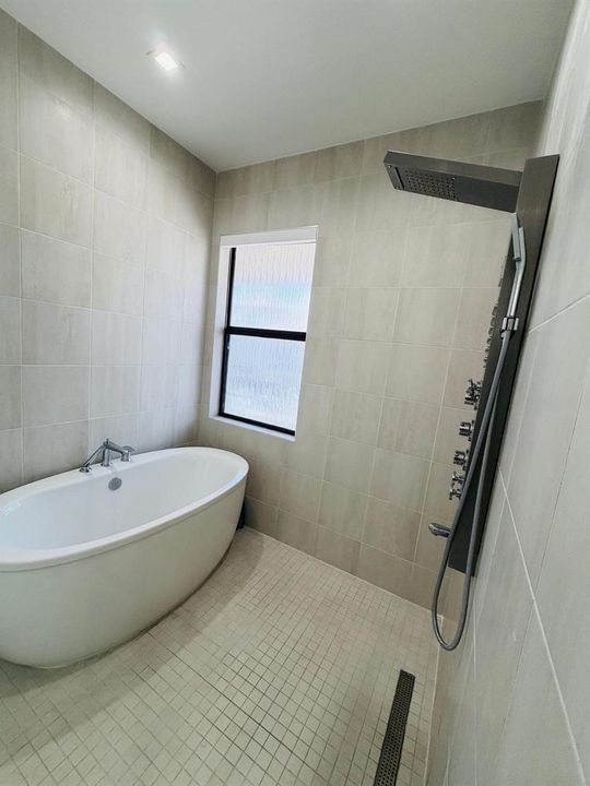 Master Bath 3