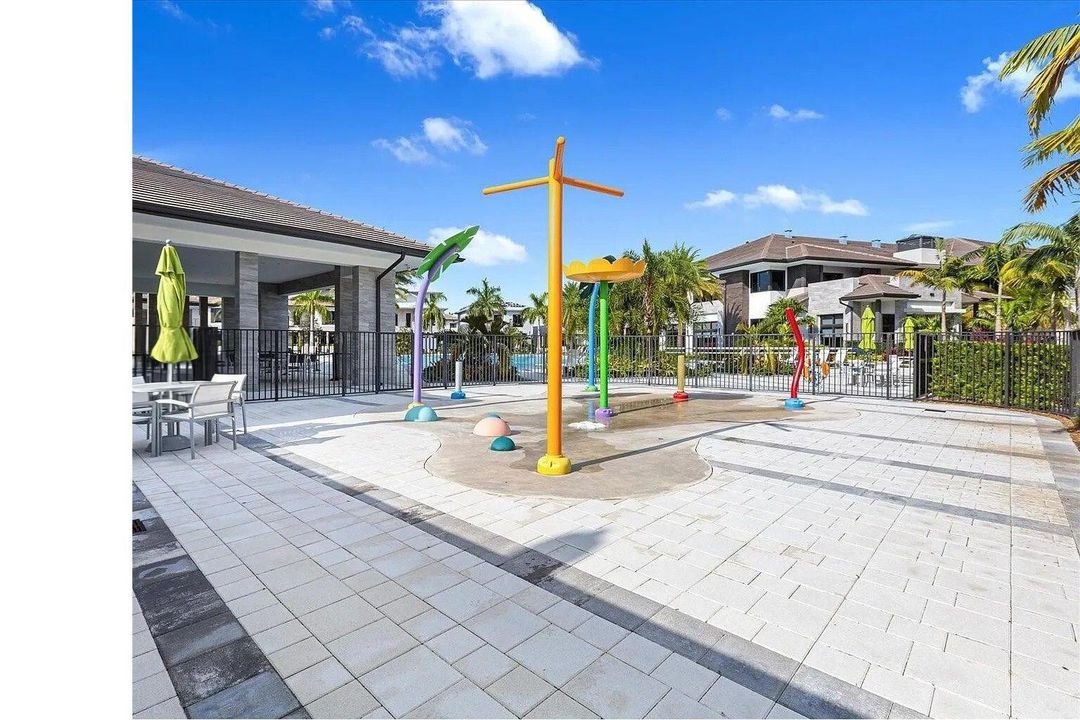 Splash pad
