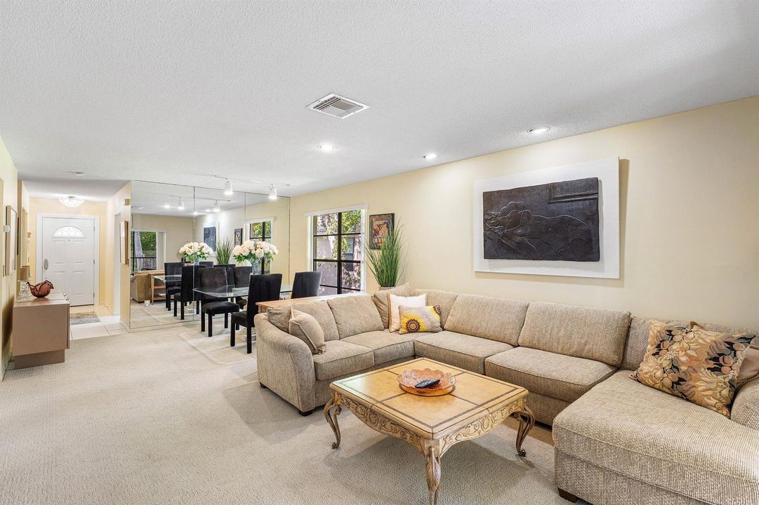 010-29StratfordLaneWest-B-BoyntonBeach-F