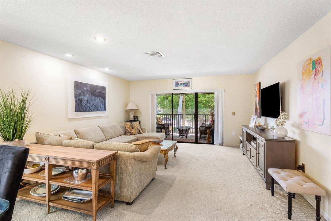 007-29StratfordLaneWest-B-BoyntonBeach-F