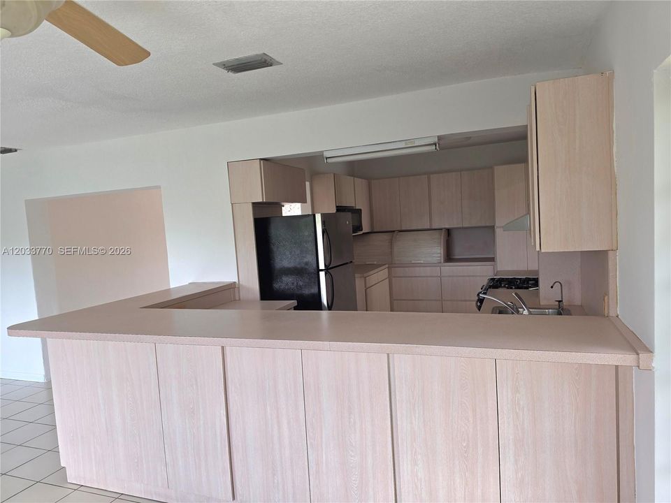 For Sale: $675,000 (3 beds, 1 baths, 1857 Square Feet)
