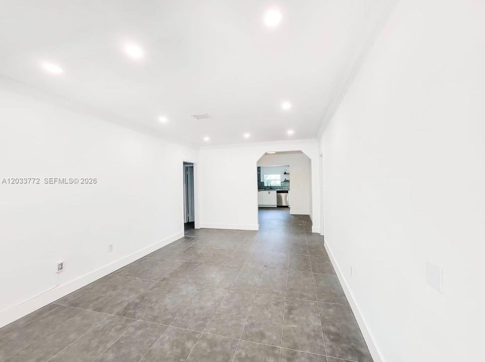 For Rent: $6,300 (4 beds, 3 baths, 1588 Square Feet)