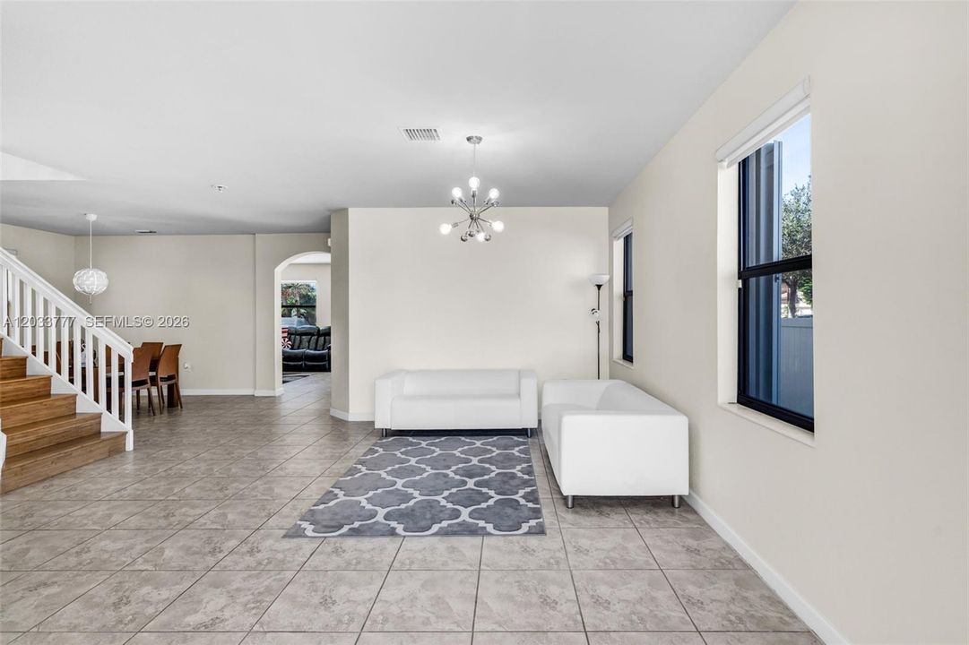 For Sale: $750,000 (4 beds, 3 baths, 2622 Square Feet)
