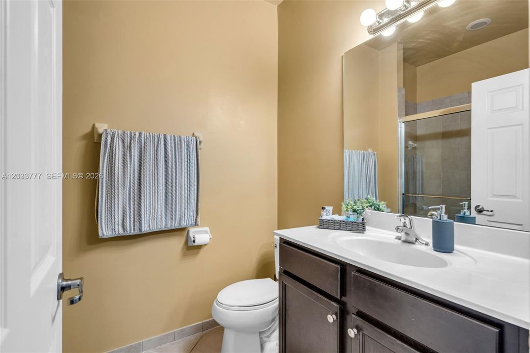 For Sale: $750,000 (4 beds, 3 baths, 2622 Square Feet)