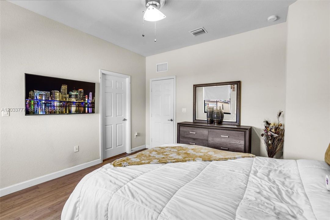 For Sale: $750,000 (4 beds, 3 baths, 2622 Square Feet)