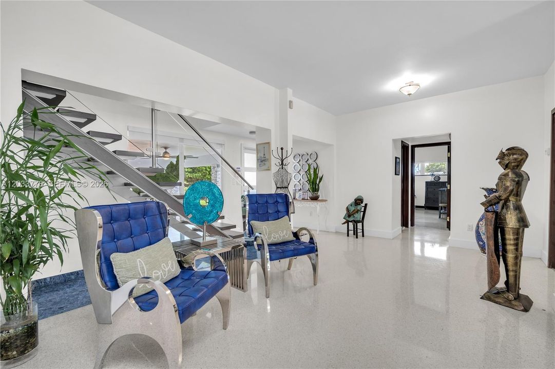 En Renta: $15,000 (3 camas, 2 baños, 3368 Pies cuadrados)