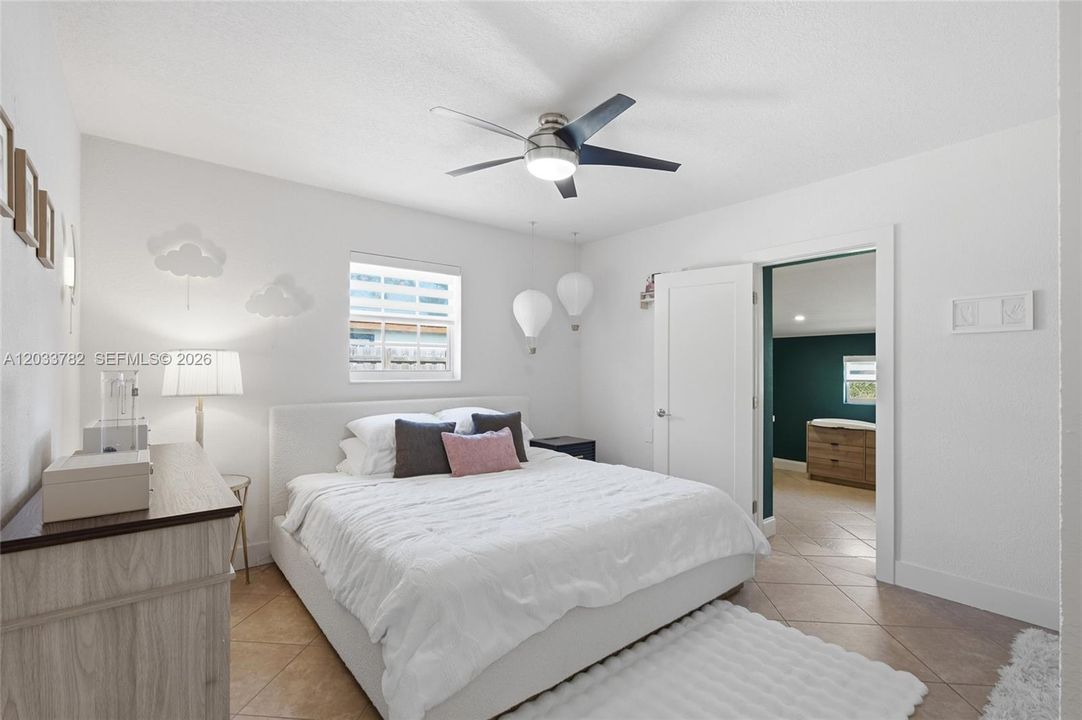 For Sale: $665,000 (4 beds, 2 baths, 1341 Square Feet)