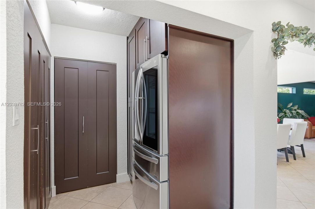 For Sale: $665,000 (4 beds, 2 baths, 1341 Square Feet)