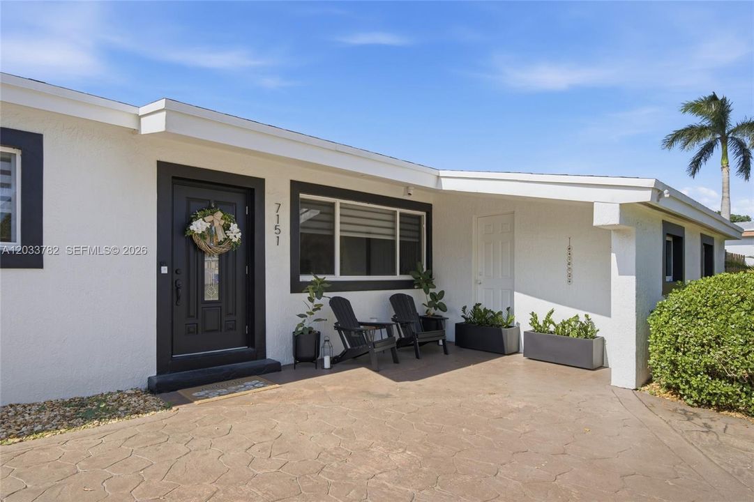 For Sale: $665,000 (4 beds, 2 baths, 1341 Square Feet)
