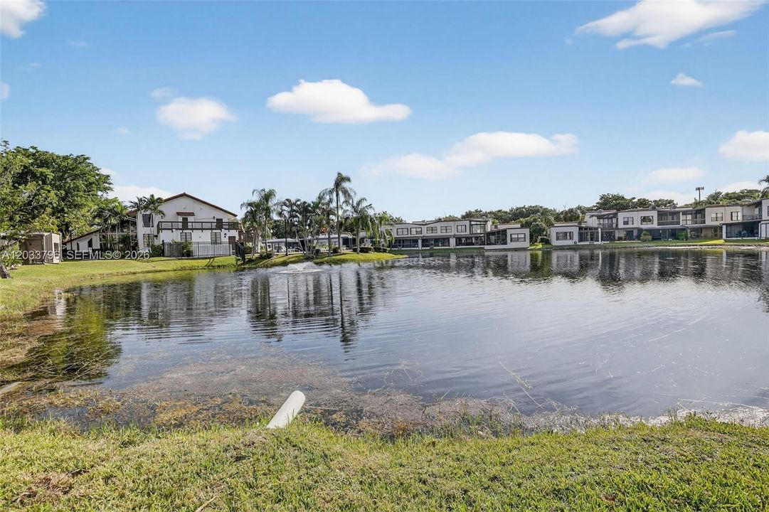 For Rent: $3,500 (4 beds, 2 baths, 2170 Square Feet)
