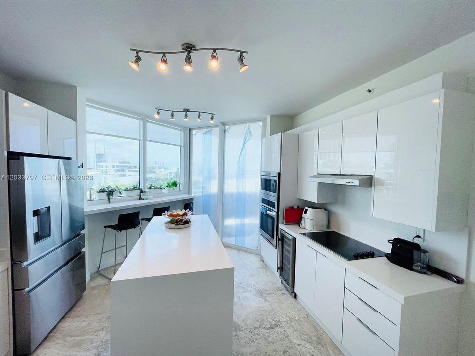 For Rent: $13,500 (3 beds, 2 baths, 2340 Square Feet)
