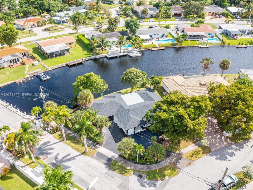 For Sale: $899,000 (3 beds, 2 baths, 2151 Square Feet)