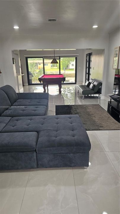 На продажу: $899,000 (3 спален, 2 ванн, 2151 Квадратных фут)