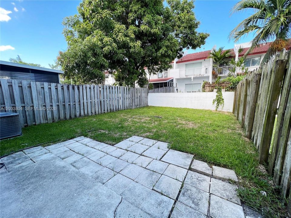 Spacious fenced yard