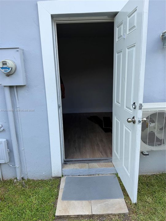 For Rent: $1,200 (1 beds, 1 baths, 1771 Square Feet)