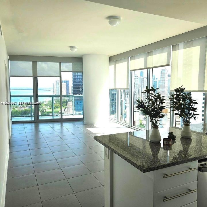 For Rent: $5,400 (2 beds, 2 baths, 1315 Square Feet)