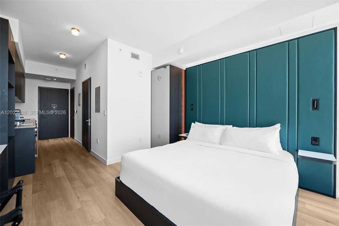 В аренду: $2,900 (0 спален, 1 ванн, 375 Квадратных фут)