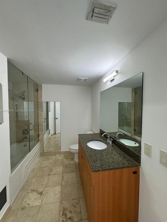 For Rent: $2,750 (2 beds, 3 baths, 1113 Square Feet)