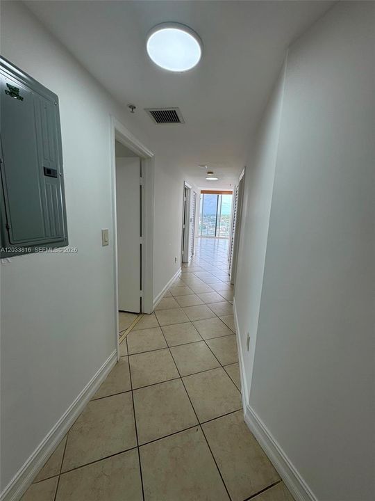 For Rent: $2,750 (2 beds, 3 baths, 1113 Square Feet)