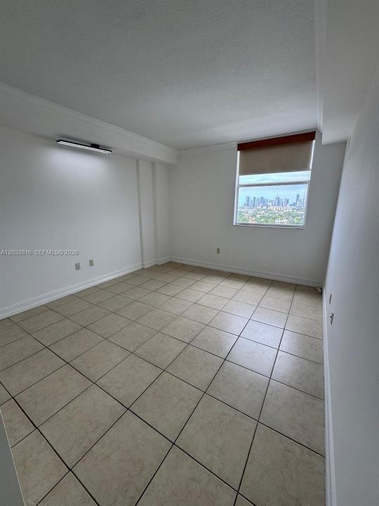 For Rent: $2,750 (2 beds, 3 baths, 1113 Square Feet)