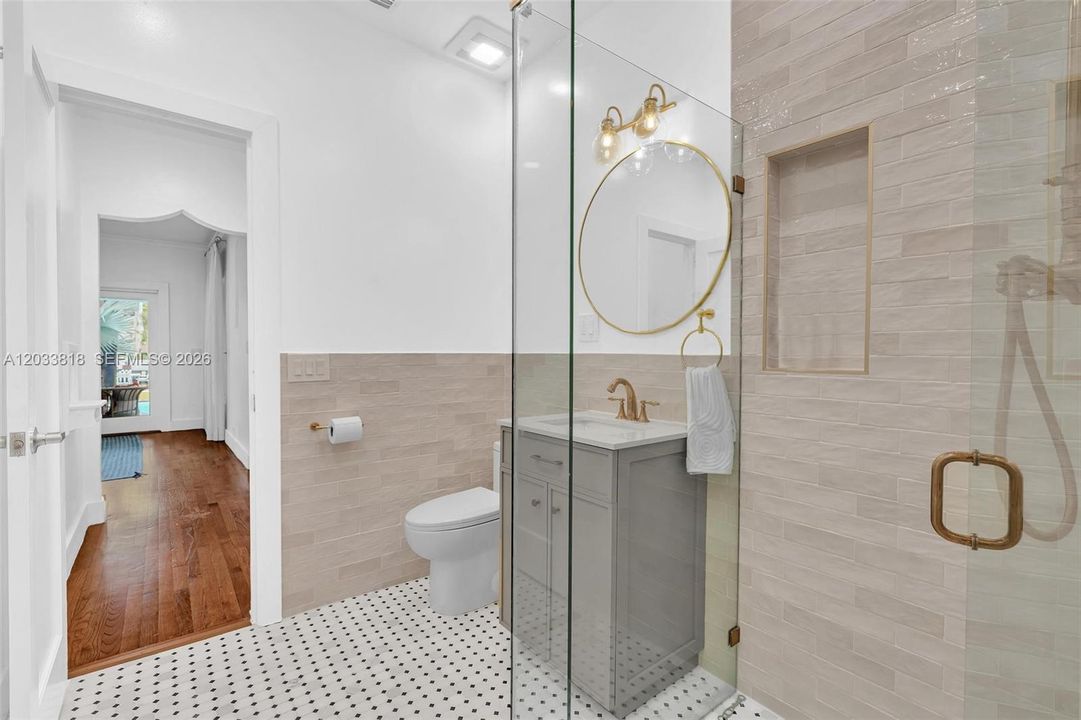For Rent: $11,000 (4 beds, 3 baths, 1996 Square Feet)