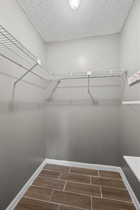 Walk in closet