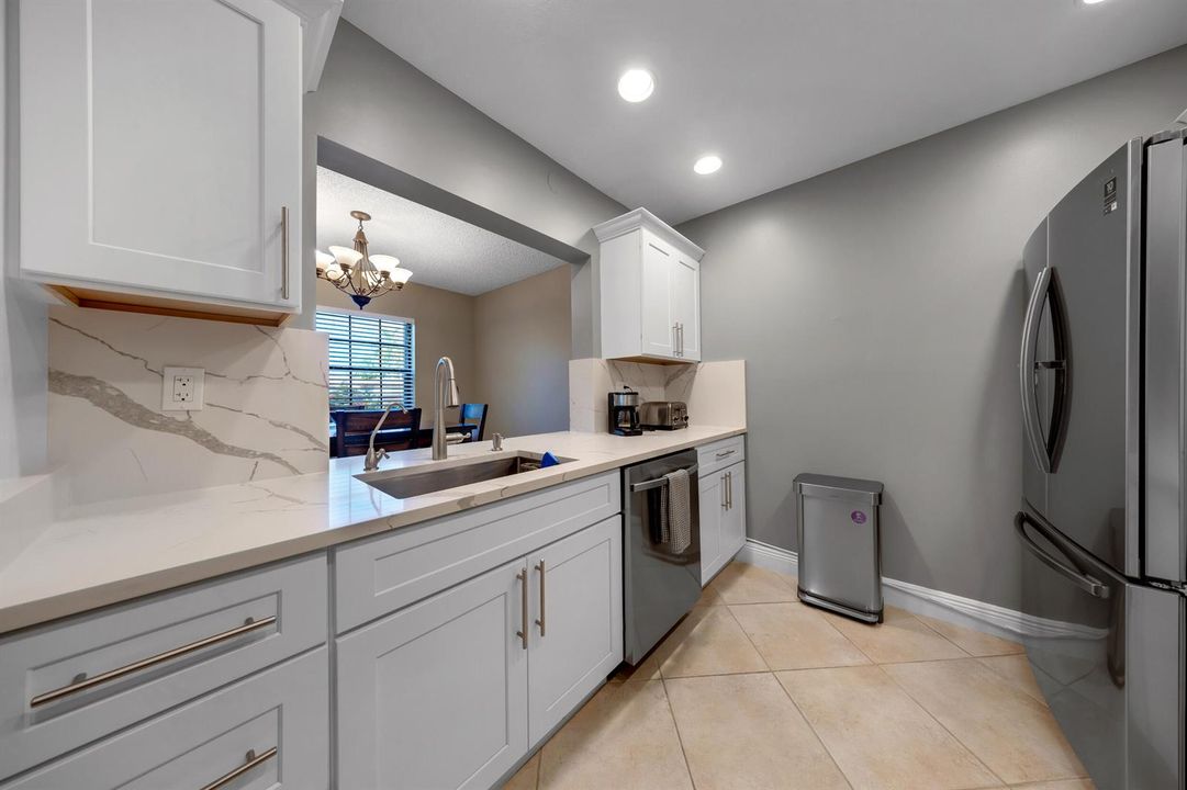 2124 NE Ninth Ave-Wilton Manors,Carolina