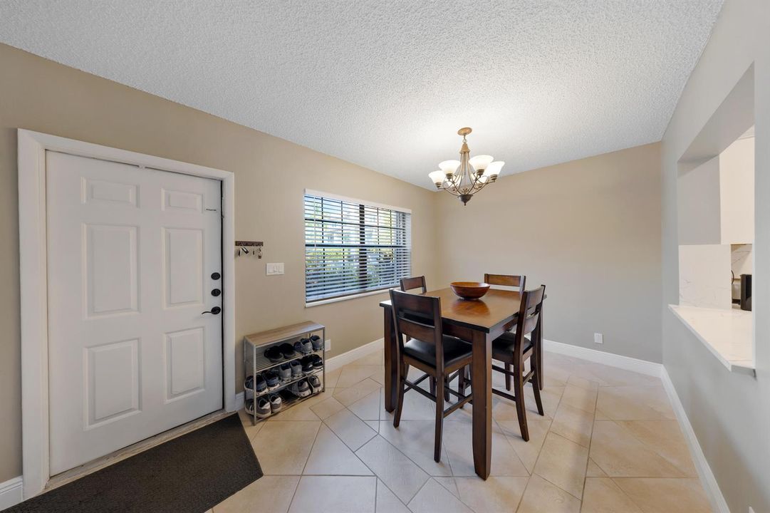 2124 NE Ninth Ave-Wilton Manors,Carolina