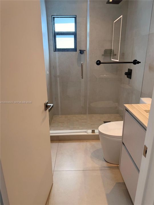 For Rent: $4,100 (2 beds, 2 baths, 1300 Square Feet)