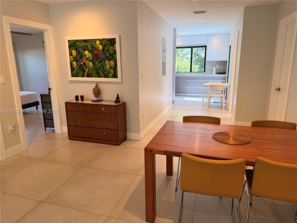 For Rent: $4,100 (2 beds, 2 baths, 1300 Square Feet)
