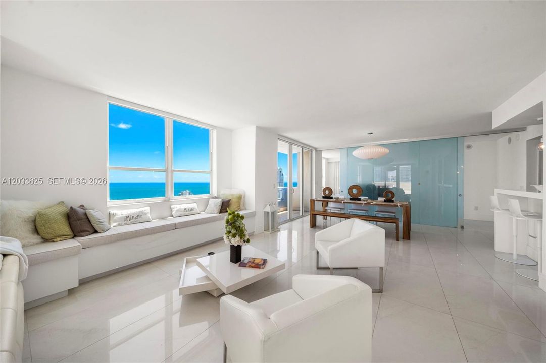 For Sale: $2,500,000 (2 beds, 2 baths, 1490 Square Feet)