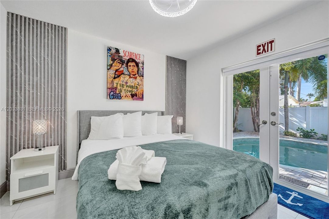 For Rent: $6,750 (5 beds, 3 baths, 2000 Square Feet)