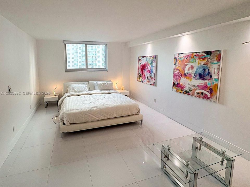 For Rent: $3,500 (2 beds, 2 baths, 1505 Square Feet)