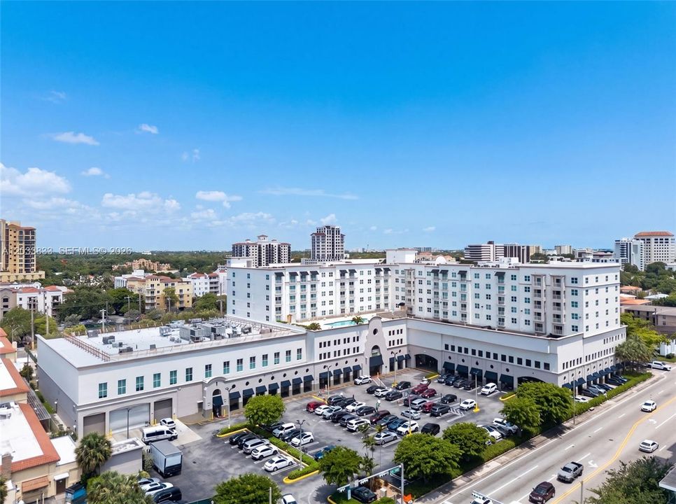 В аренду: $3,500 (2 спален, 2 ванн, 1078 Квадратных фут)