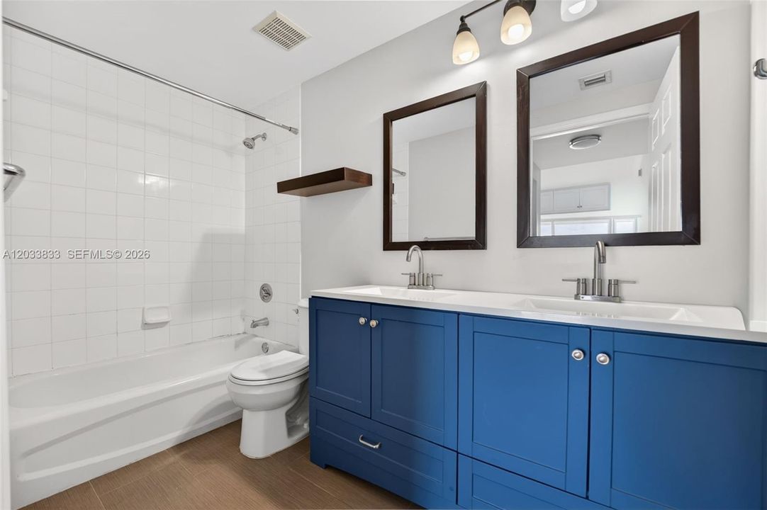 В аренду: $3,500 (2 спален, 2 ванн, 1078 Квадратных фут)