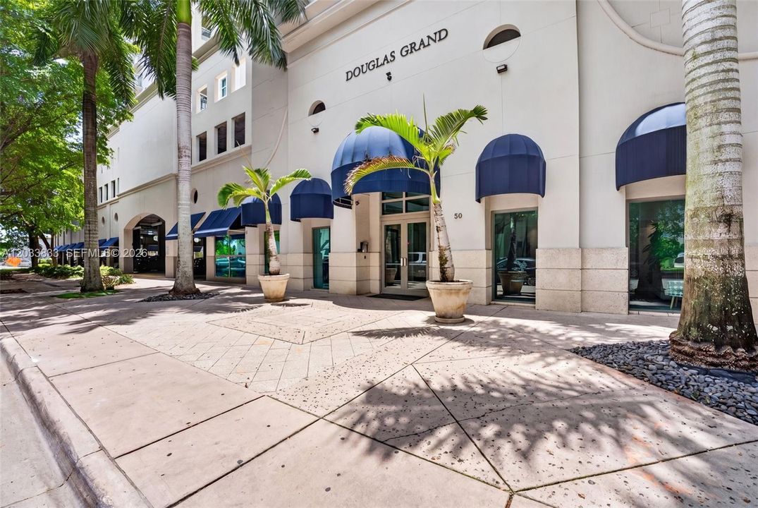В аренду: $3,500 (2 спален, 2 ванн, 1078 Квадратных фут)