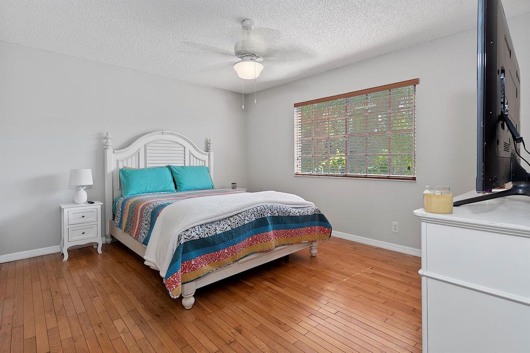 4776 Lago Vista Dr. - - 109