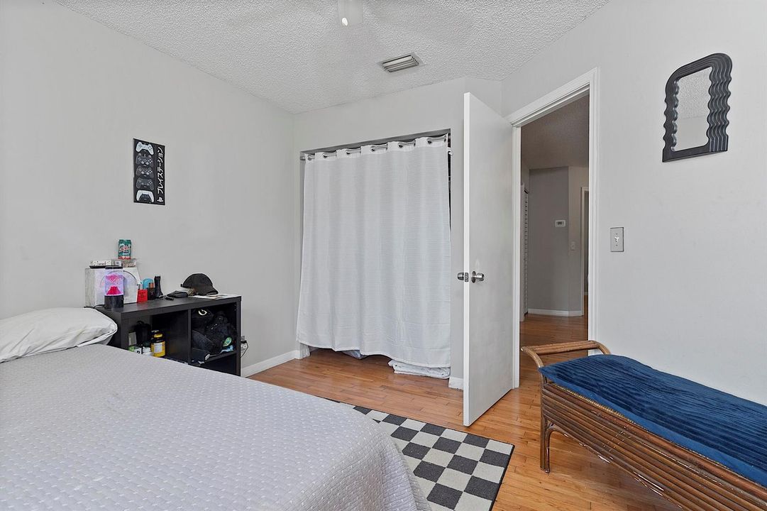 4776 Lago Vista Dr. - - 108
