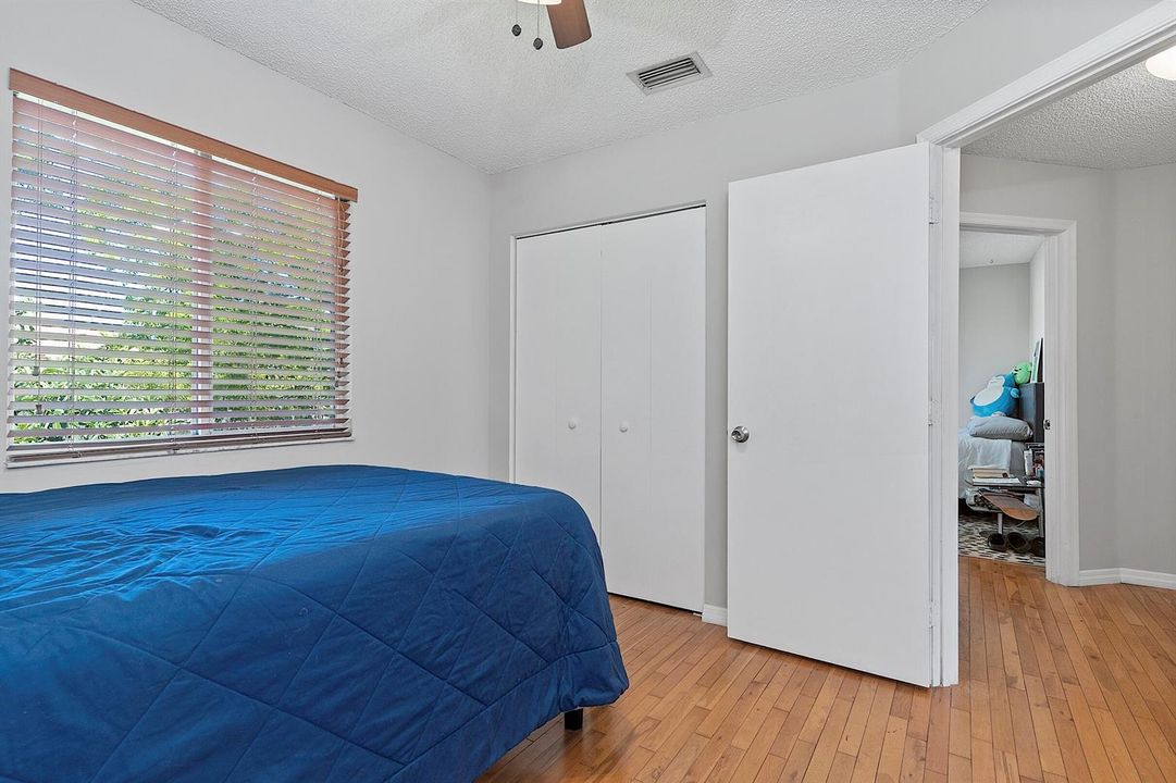 4776 Lago Vista Dr. - - 101