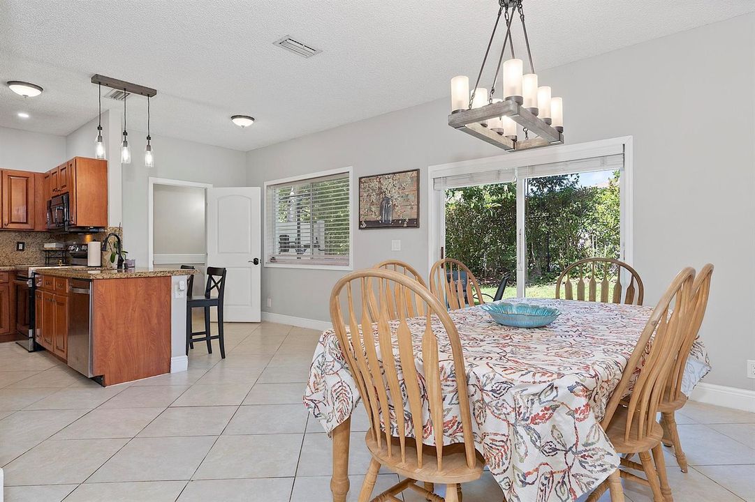 4776 Lago Vista Dr. - - 089
