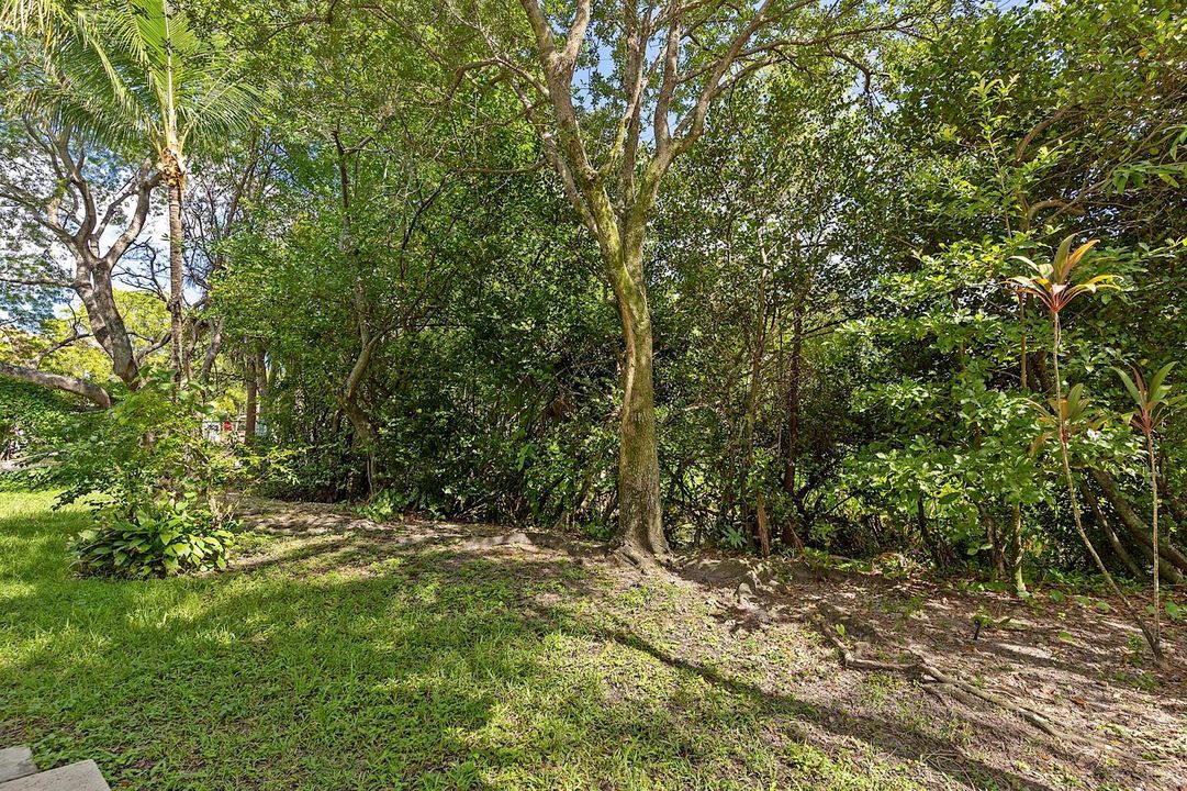 4776 Lago Vista Dr. - - 122