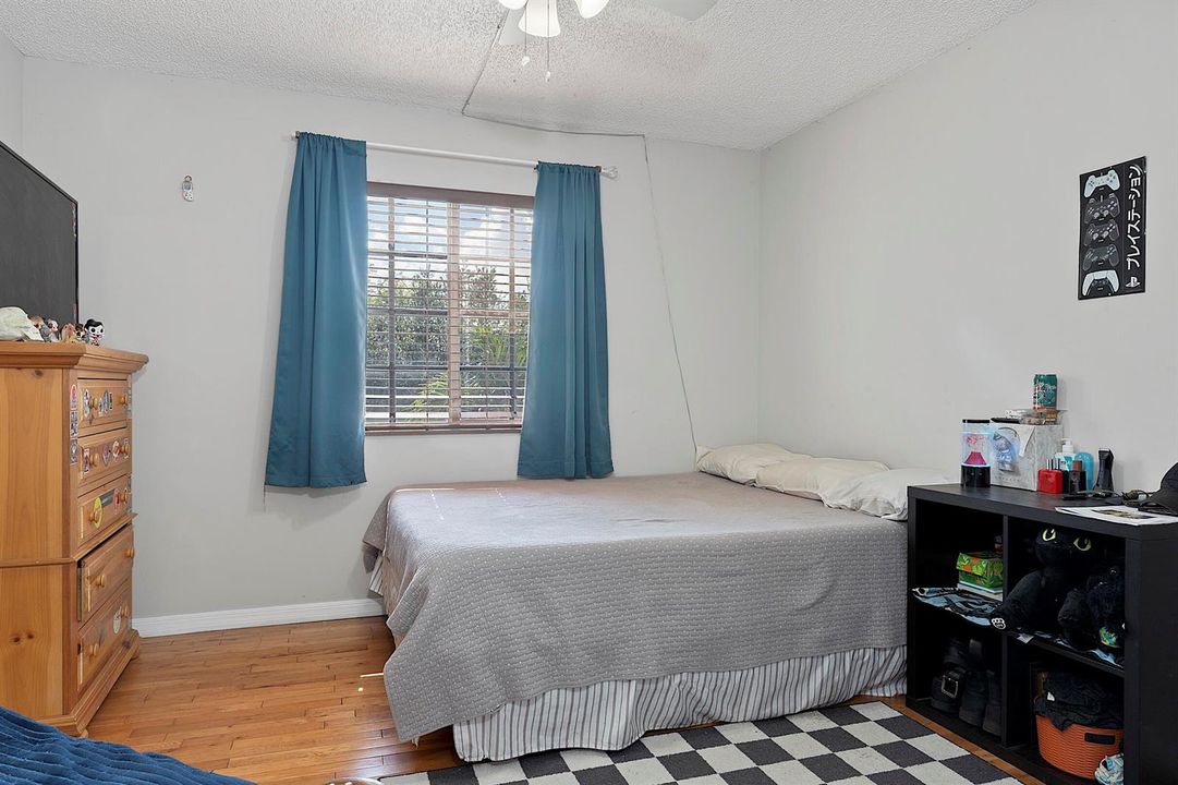 4776 Lago Vista Dr. - - 107
