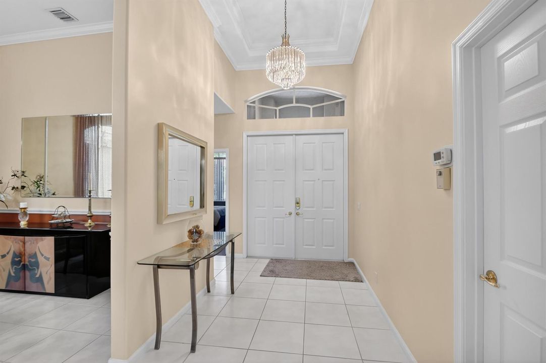 Foyer & Entry Hall